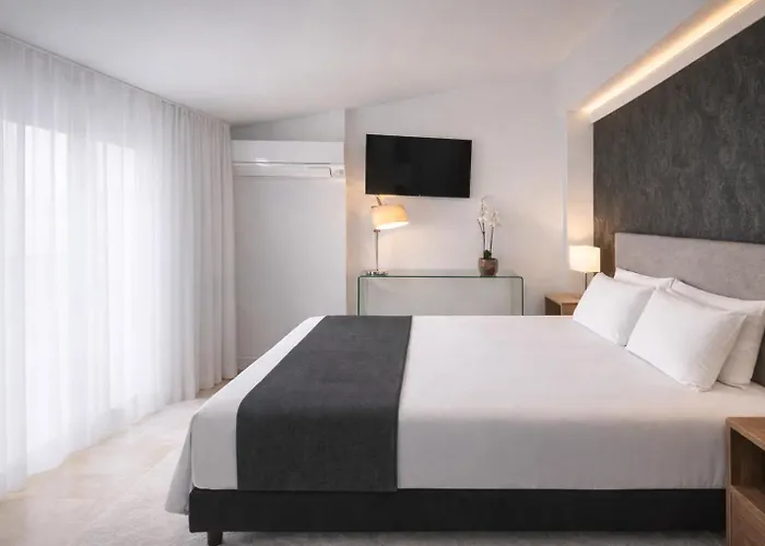 Hotel Abril Nerja